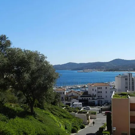 Le Lavandou, 3 Pieces, 6 Personnes - Fr-1-251-692 Apartment