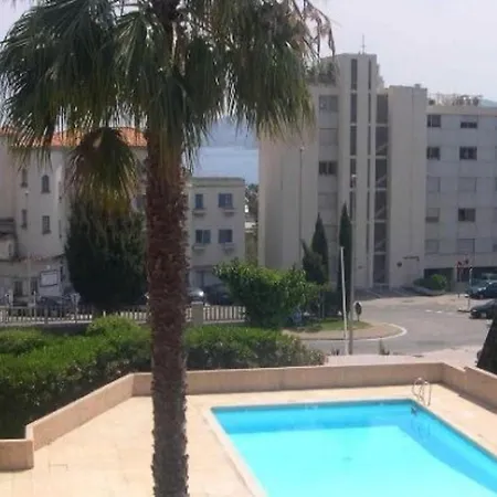 Le Lavandou, 3 Pieces, 6 Personnes - Fr-1-251-692 Apartment